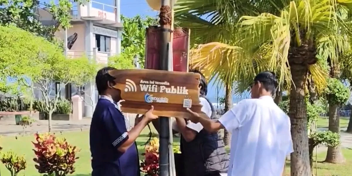 WiFi Publik gratis di Pangandaran resmi beroperasi. Pemkab Pangandaran memperluas akses digital di 6 lokasi strategis bagi masyarakat. (Dok. Diskominfo Pangandaran)
