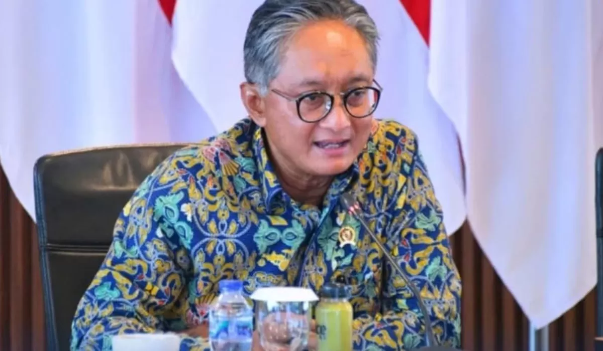 Menteri PU Dody Hanggodo menepis isu mutasi pegawai dan rumor Aisyah Zakiyyah. Ia bahkan membuka sayembara untuk pembuktian.     (Instagram/dody_hanggodo)