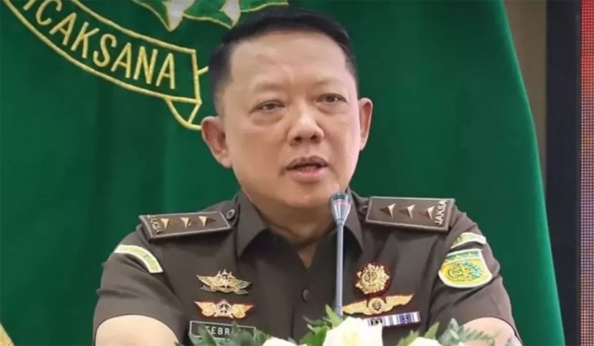 Febrie Adriansyah belum ditahan Kejagung. Pakar hukum menyoroti dugaan tebang pilih dan meminta penyidik mempertimbangkan upaya penahanan. (Dok. Kejagung)