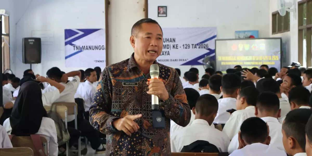 Program TMMD ke-129 membentengi generasi muda dari bahaya narkoba melalui penyuluhan bagi 220 siswa SMKN Parungponteng, Kabupaten Tasikmalaya, Jumat (24/7/2026). (Dok. Kodim Tasikmalaya)