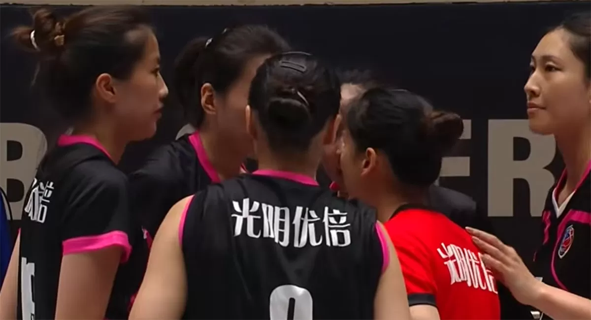 Shanghai Bright Ubest menang 3-0 atas Hyundai Hillstate di Jeju 2026. Hyundai Hillstate sempat bangkit pada set kedua, tetapi gagal menjaga momentum. (Dok. KBSN Sports)