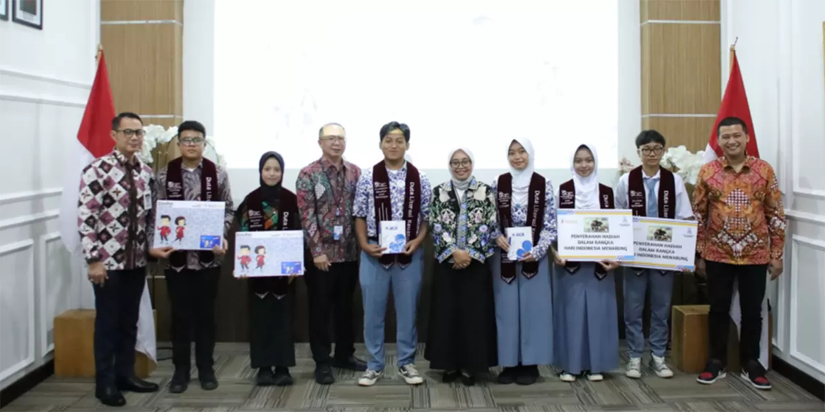 OJK Tasikmalaya memperkuat literasi keuangan pelajar di Priangan Timur. Sebanyak 29 ribu rekening tabungan dibuka dengan total Rp5,5 miliar. (Dok. AMS)