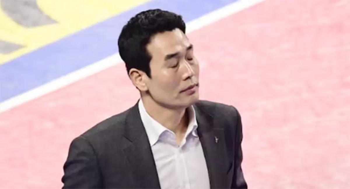 Kronologis Ko Hee Jin mengundurkan diri dari Jung Kwan Jang Red Sparks menjelang KOVO Cup 2026. Klub segera mencari pelatih kepala baru. (Dok. Naver)