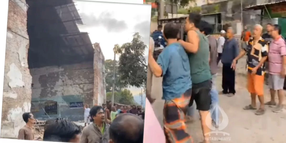 Gedung Hogwan Bumiayu yang berusia lebih dari satu abad roboh dan menimpa tiga rumah. Dua anak dan seorang lansia meninggal dunia. (Instagram.com/insta_bumiayu)