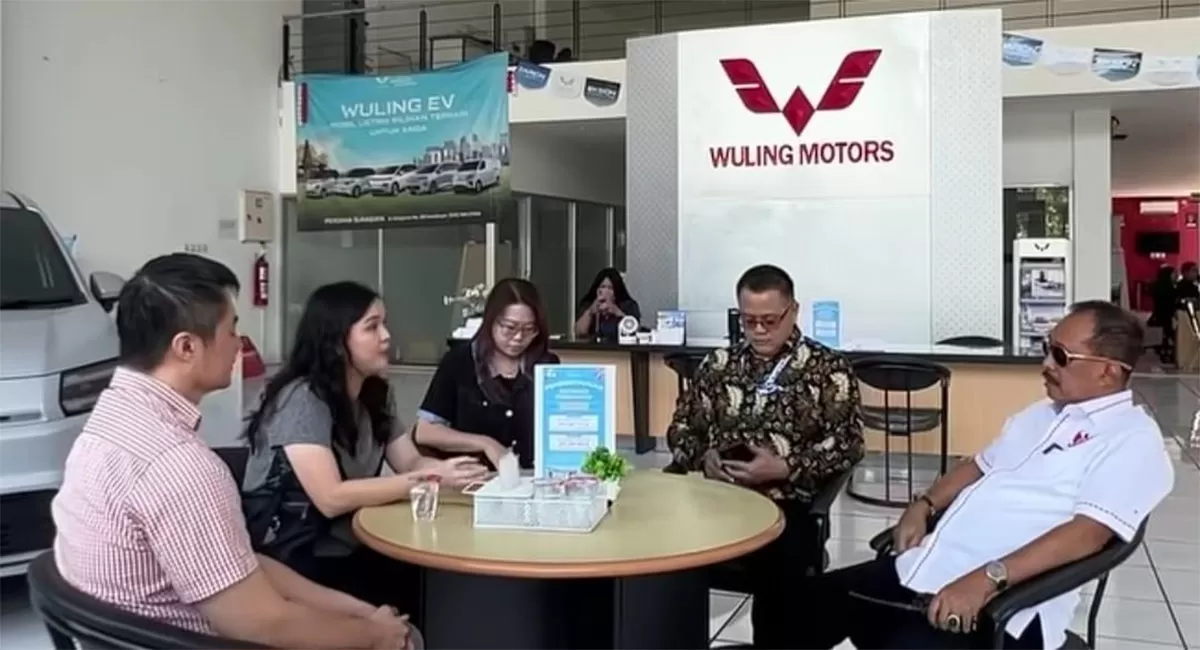 Kasus Wuling Surabaya mencuat setelah konsumen mengaku sudah melunasi mobil sejak Januari. Wuling mengakui ada pelanggaran SOP oleh oknum sales. (Instagram/cakj1)