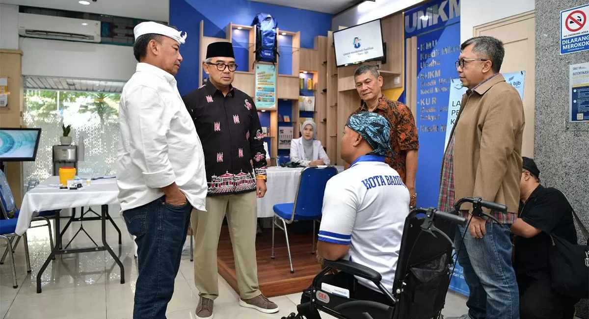 Hari Pelanggan Nasional di bank bjb Tamansari diwarnai apresiasi nasabah. Pelayanan ramah dan akses bagi disabilitas mendapat sorotan. (Dok. Humas Jabar)