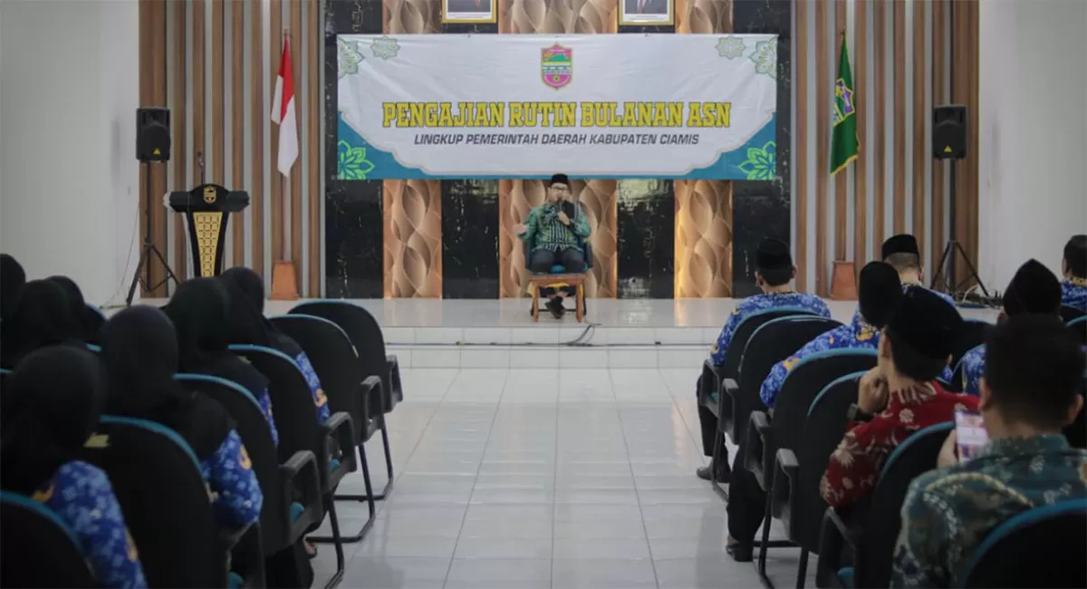 Pengajian rutin ASN Ciamis menjadi momen ngecas keimanan. Sekitar 200 peserta hadir dan mendapat siraman rohani tentang makna bekerja. (Dok. Diskominfo Ciamis)