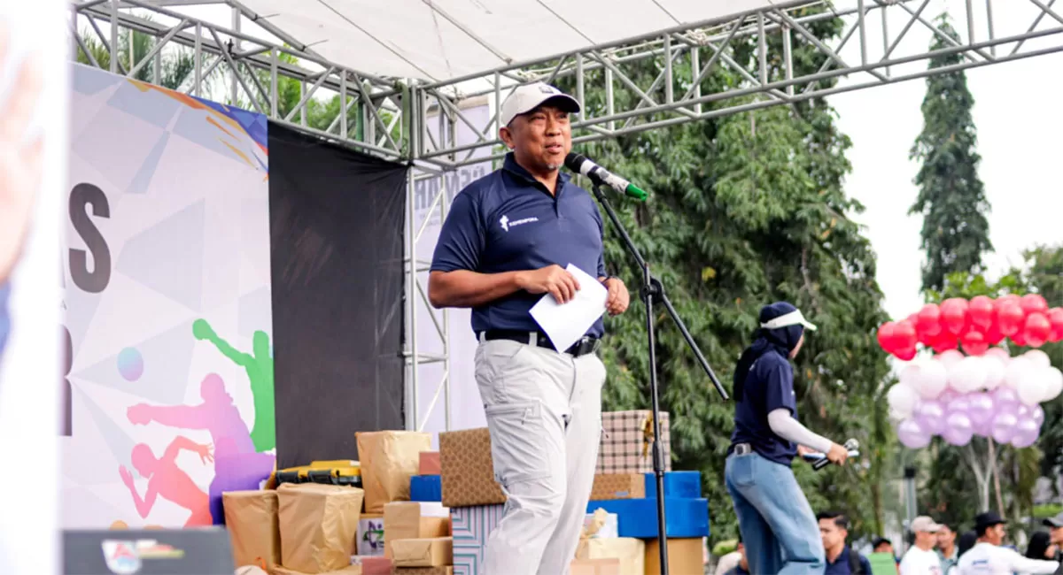 Sekda Ciamis turut hadir bersama masyarakat dalam rangkaian GEMAR di kawasan Alun-Alun Ciamis, Minggu, 20 September 2026, memperingati Haornas ke-43. (Dok. Prokopim)