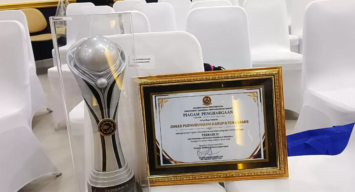 Kabupaten&nbsp;Ciamis meraih terbaik II nasional untuk UPUBKB lewat layanan uji berkala kendaraan bermotor yang dijalankan Dishub Ciamis, di Jakarta, Selasa, 22 September 2026. (Dok. Dishub Ciamis)
