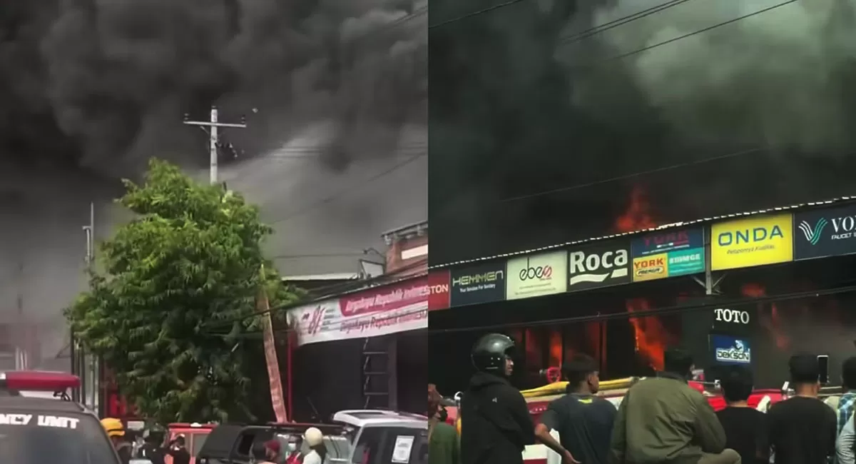 Kebakaran Trans Home di Sleman menewaskan dua karyawan. Api meludeskan bangunan tiga lantai dan basement hingga menyisakan asap tebal. (Instagram/merapi_uncover)