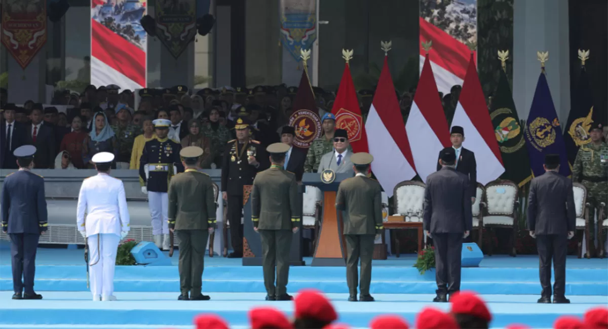 Presiden RI Prabowo Subianto meresmikan 204 satuan baru TNI dari tiga matra pada HUT ke-81 TNI di Lapangan Prima Mabes TNI, Cilangkap, Jakarta, Senin (5/10/2026). (Dok. Sekab)