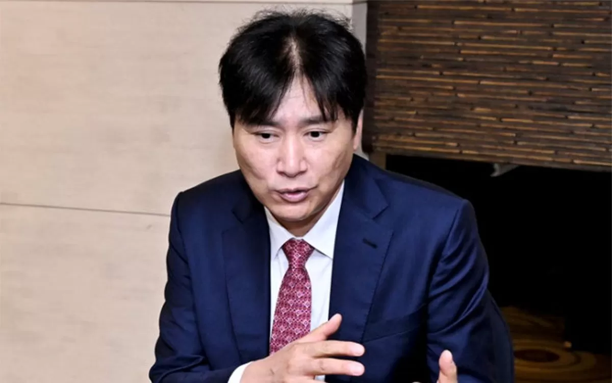 Kwon Soon Chan tampil dalam Media Day Red Sparks di Seoul, menatap tantangan baru sebelum Liga Voli Korea 2026-2027 bergulir. (Dok. Naver)