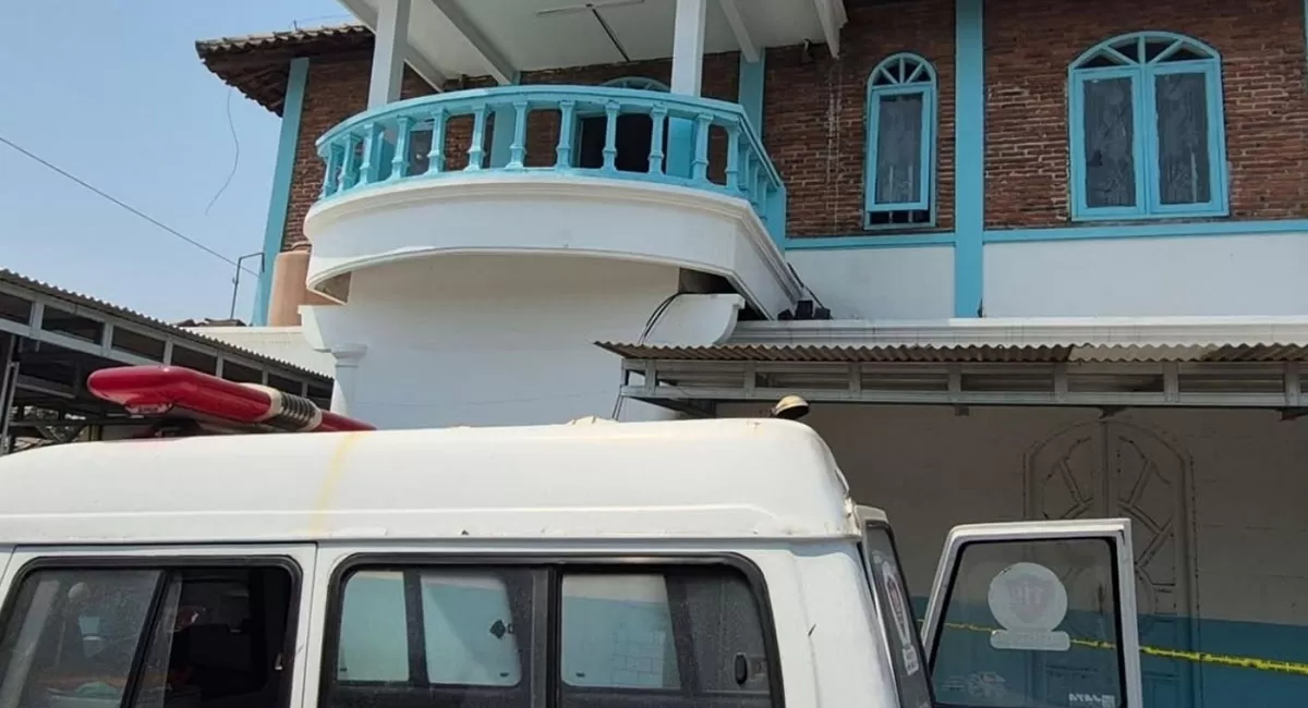 BGN menegaskan bangunan lokasi penemuan mayat terborgol di Kendal bukan SPPG dan tidak pernah digunakan sebagai dapur MBG. (Threads/the7criminal)