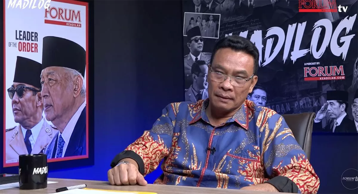 Budianto Tarigan menyarankan Gibran mundur usai putusan MK soal ijazah Gibran. Ia juga menyinggung polemik politik dan martabat keluarga Jokowi. (YouTube Forum Keadilan TV)