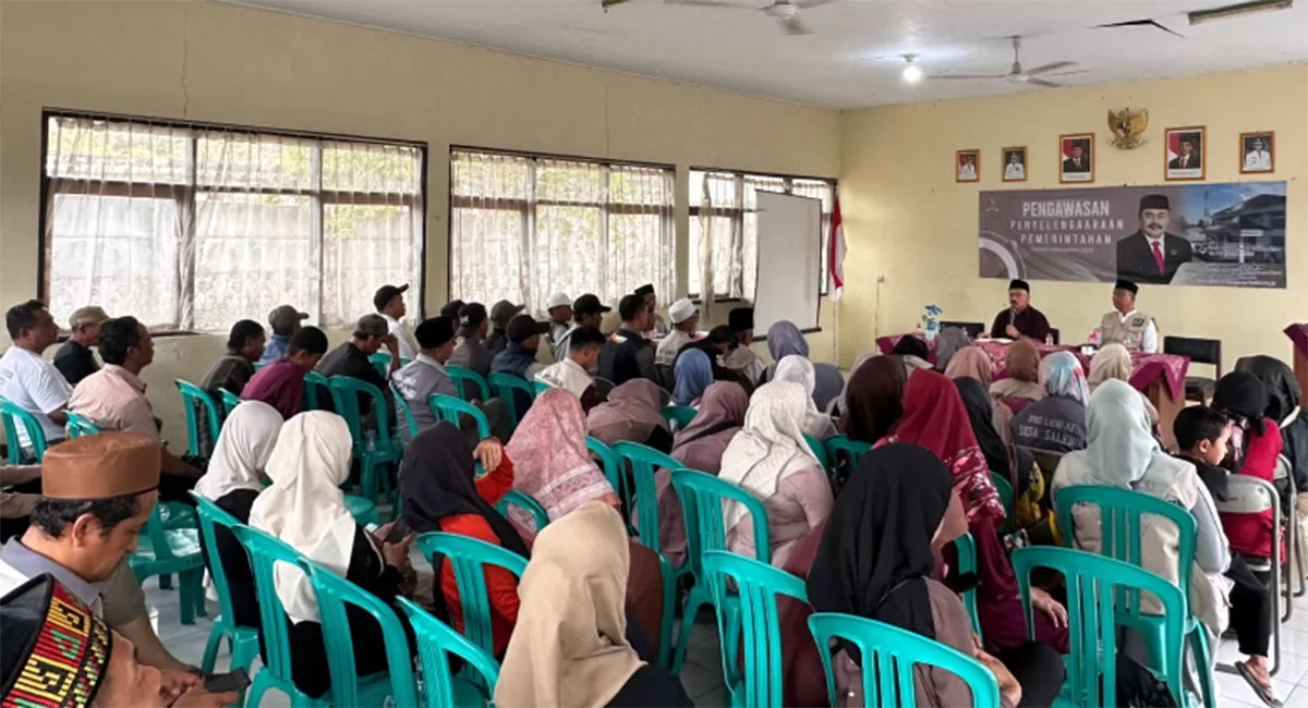 Anggota DPRD Jabar Arip Rachmanmenampung aspirasi hibah keagamaan dari LASQI-NJ Mangunreja untuk mendukung operasional dan pembinaan seni qasidah. (Dok. DFK)