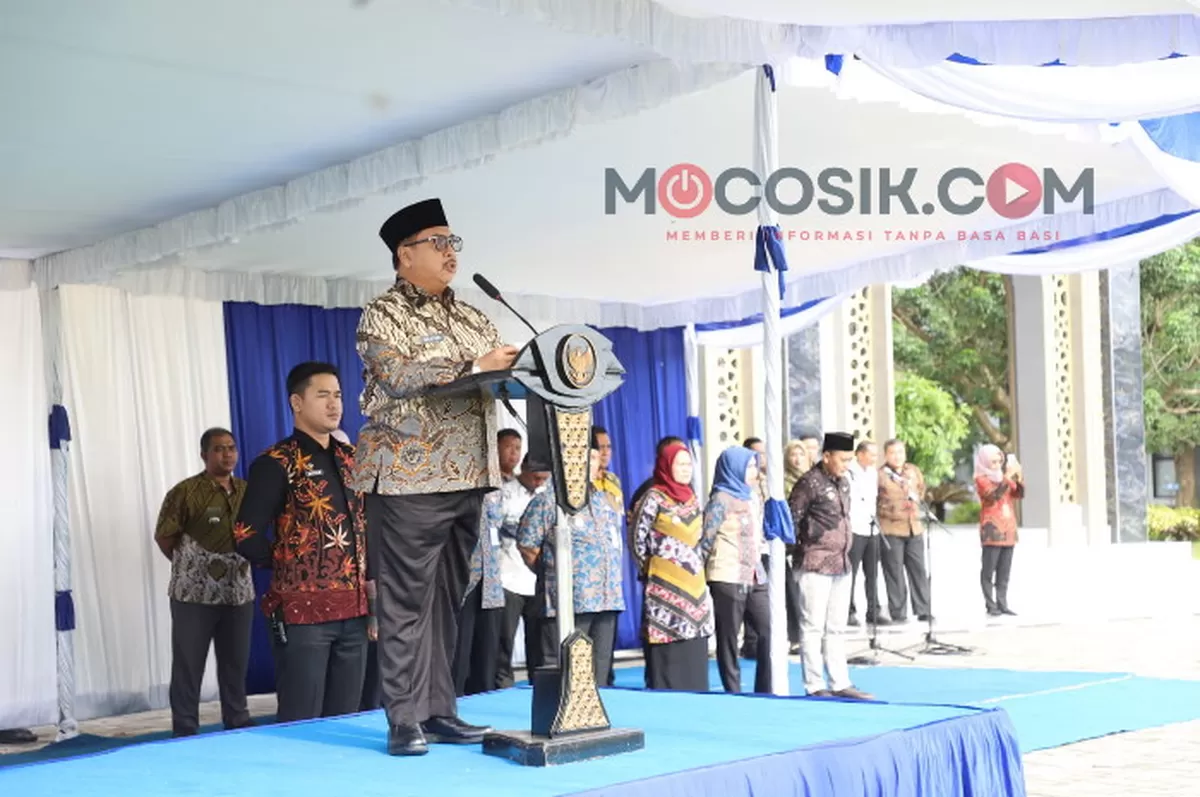 Bupati Jombang, Warsubi S.H memimpin Apel Kerja Awal Tahun 2026 bagi ASN  (dok.istimewa)