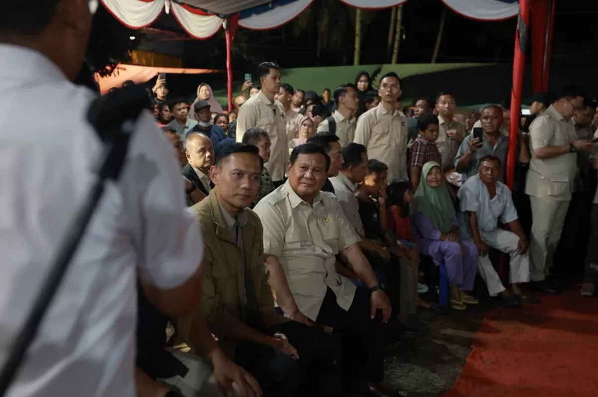 Pemerintah terus menegaskan komitmennya untuk hadir di sisi masyarakat sejak bencana banjir bandang dan longsor melanda Aceh (Promedia Teknologi Indonesia)