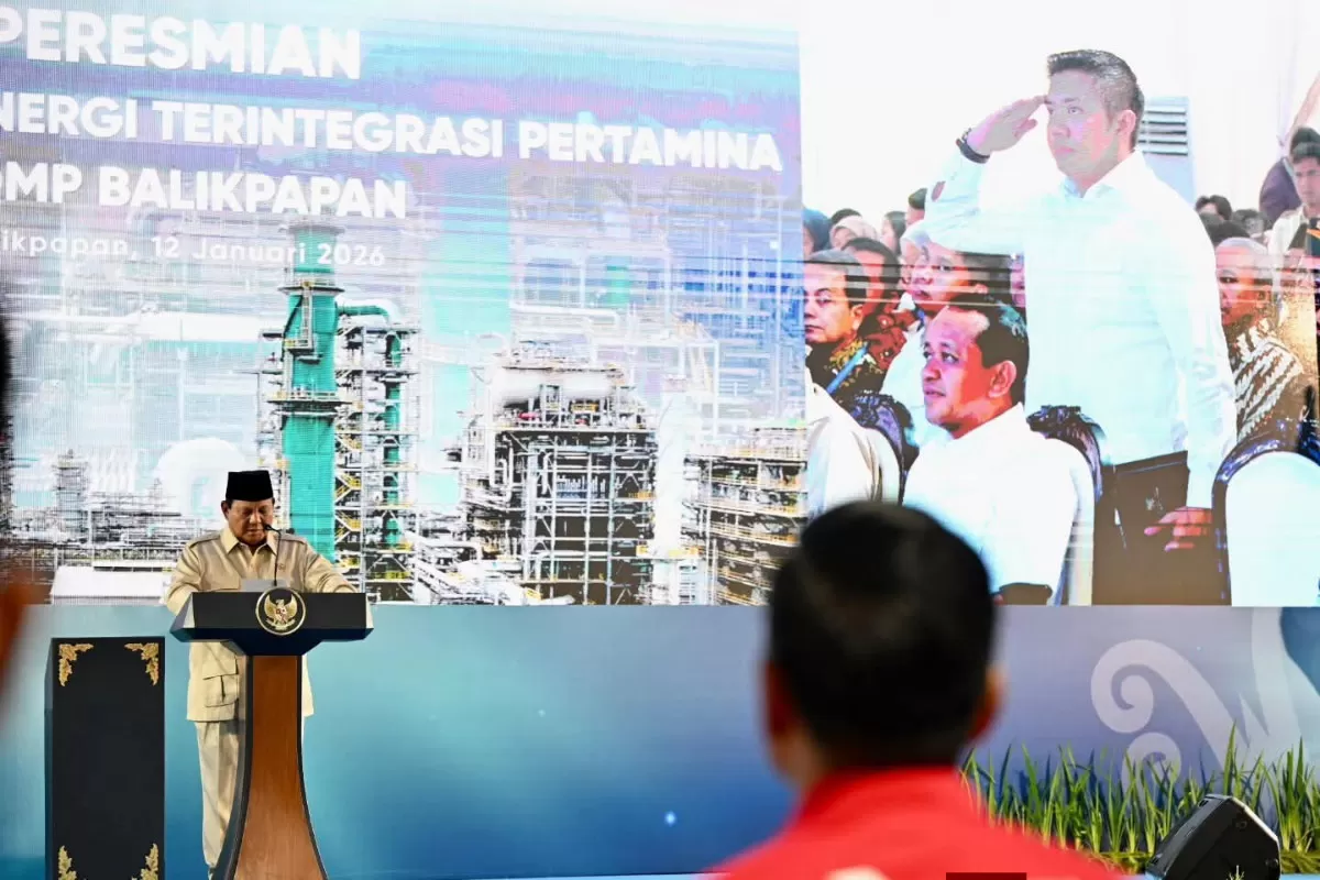 Prabowo Subianto mewajibkan seluruh jajaran pimpinan Badan Usaha Milik Negara (BUMN) bekerja jujur, bersih, dan berorientasi pada rakyat (Facebook @setkab_ri)