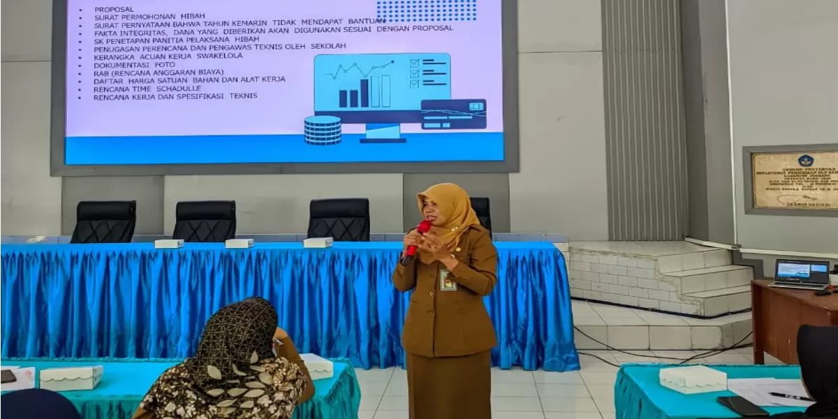 Disdikbud Kabupaten Jombang menggelar sosialisasi Juknis Hibah Urusan Pendidikan Tahun 2026 bagi kepala sekolah dan bendahara SD&ndash;SMP (dok.istimewa)