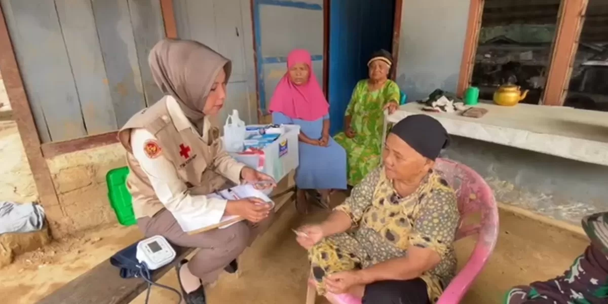 Layanan kesehatan gratis masih dilaksanakan di wilayah terdampak bencana banjir bandang di Sumatra Utara dan Sumatra Barat (Promedia Teknologi Indonesia)
