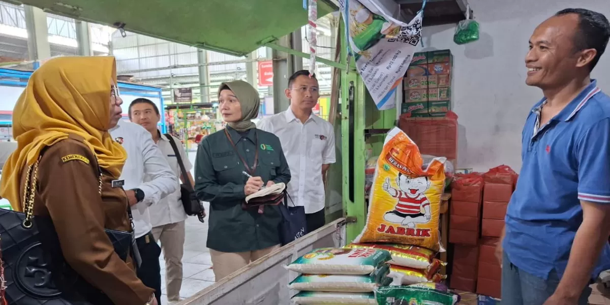 Satgas Saber Pangan Polresta Malang Kota bersama Bapanas sidak pasar memastikan stok dan harga bahan pokok stabil (Humas Polres Malang Kota)