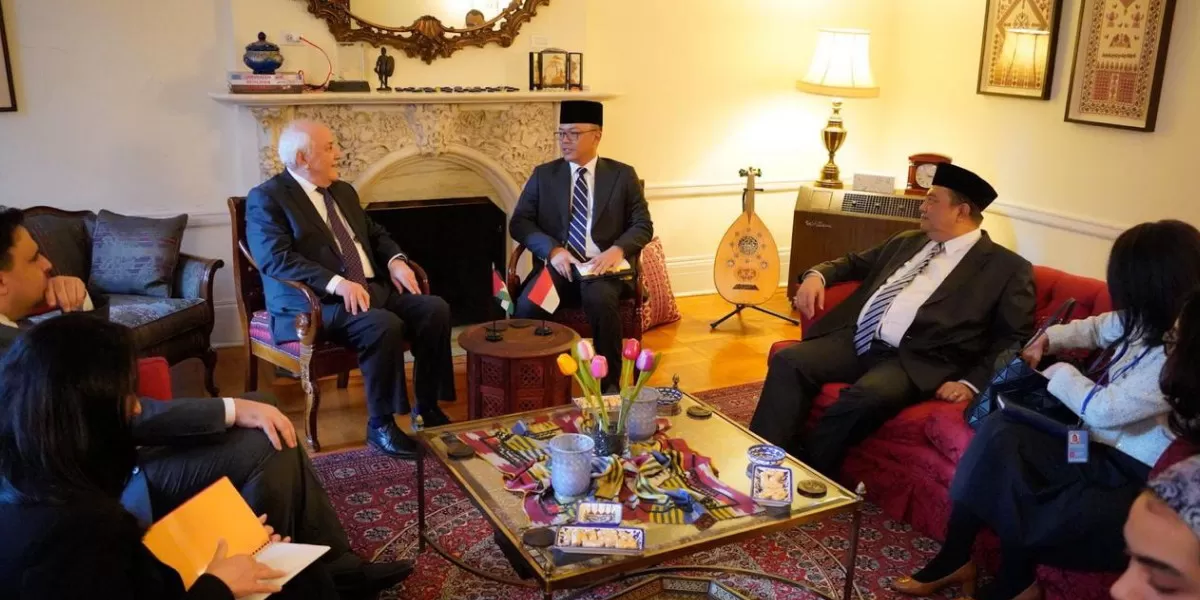 Menteri Luar Negeri Sugiono melakukan pertemuan bilateral dengan Wakil Tetap Palestina untuk PBB Menteri Riyad Mansour (Promedia Teknologi Indonesia)