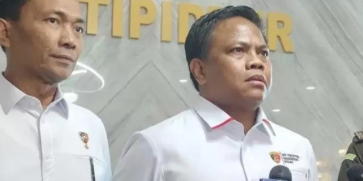 Direktur Tindak Pidana Tertentu Bareskrim Polri, Irhamni, mengatakan penyitaan ini merupakan hasil pengembangan dari perkara penyelundupan pasir timah seberat 7,5 ton yang sebelumnya terungkap (Divisi Humas Polri)