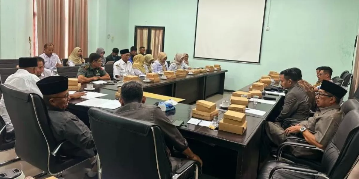 Komisi A DPRD Jombang menggelar rapat kerja pemanfaatan aset desa dan aset daerah program Koperasi Desa Merah Putih (KDMP) TA 2026 (dok.istimewa)