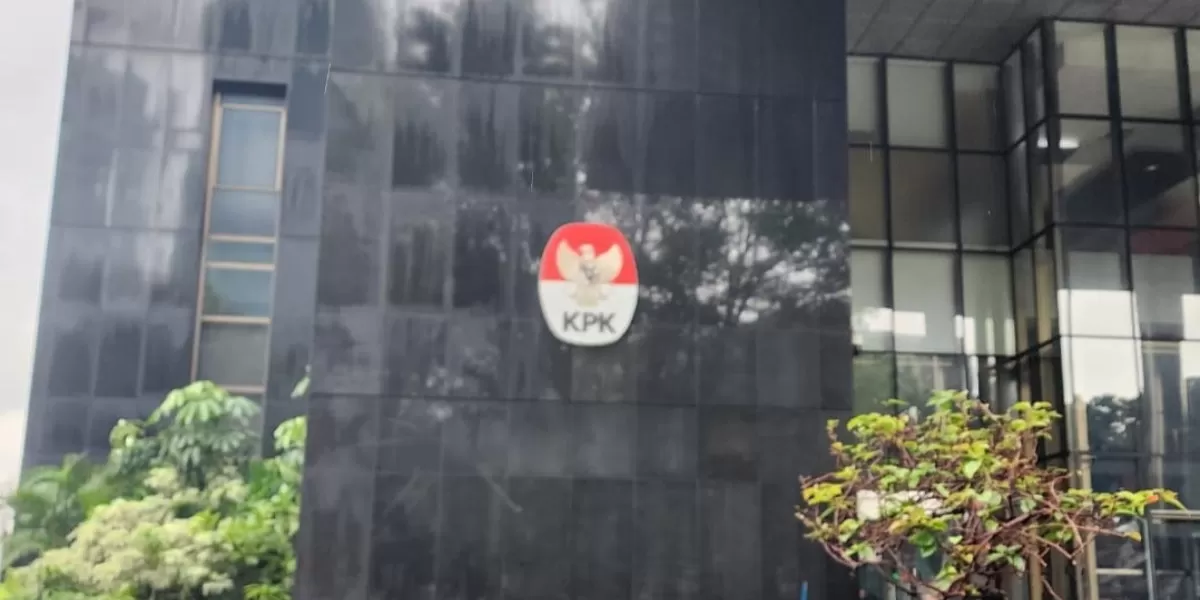 Gedung merah putih Komisi Pemberantasan Korupsi (KPK) (adatah.com)