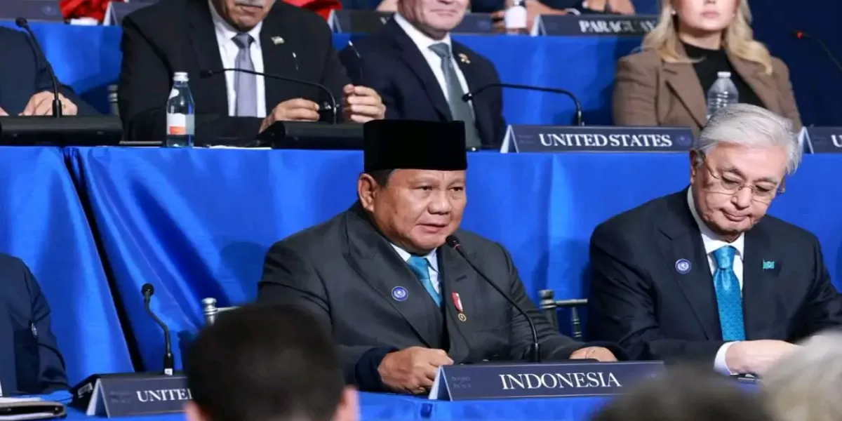MUI mendorong Pemerintah untuk terus memainkan peran aktif dan konstruktif diplomasi internasional guna mendorong terciptanya perdamaian (Facebook @prabowo_subianto)