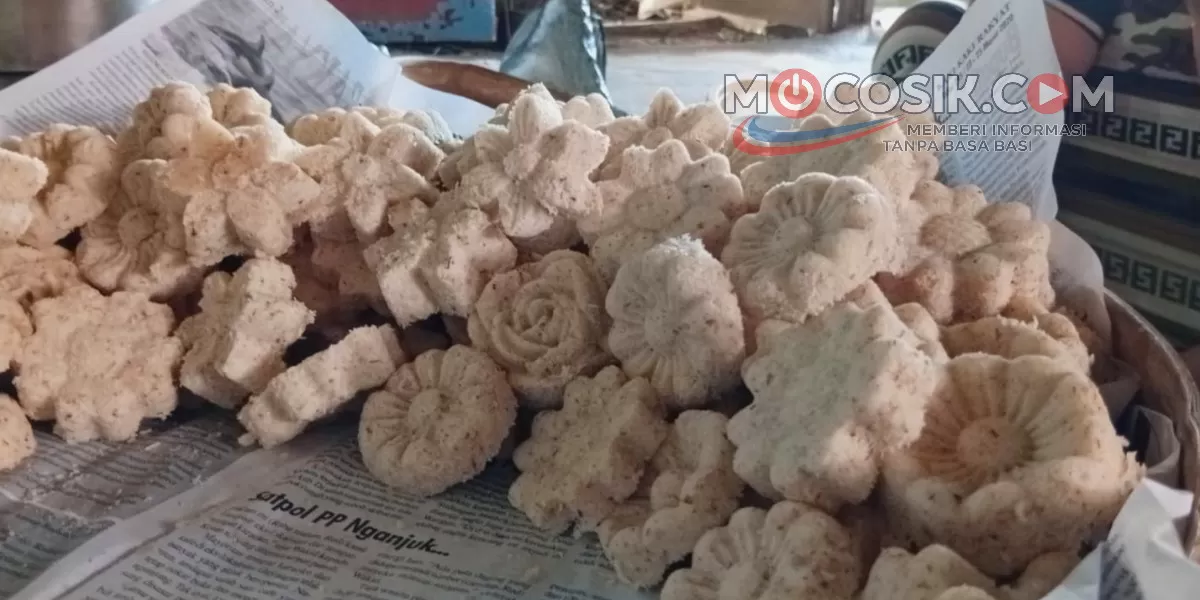 Kue Emput atau mput merupakan jajanan tradisional khas Jawa Timur dan Jawa Tengah (dok.istimewa)