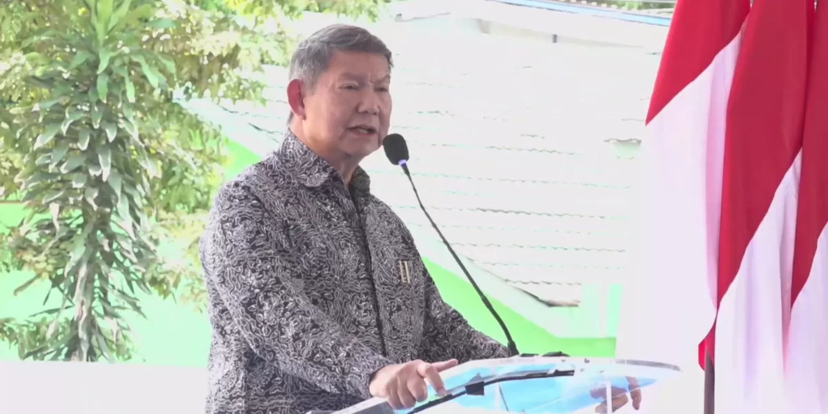 Hashim dalam Pencanangan Pembangunan Hunian dalam Rangka Mendukung Program 3 Juta Rumah di Stasiun Manggarai, Jakarta (Promedia Teknologi Indonesia)