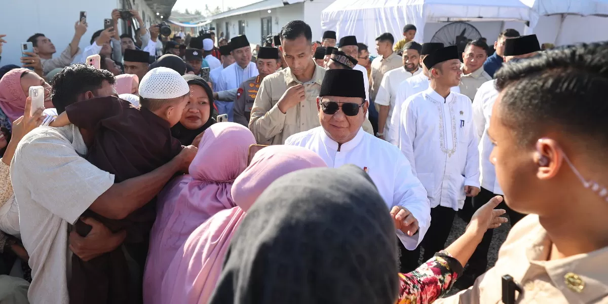 Prabowo Subianto, melangsungkan halal bihalal dan ramah tamah bersama warga di Masjid Darussalam, Aceh Tamiang (Promedia Teknologi Indonesia)