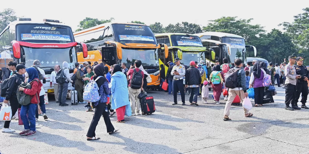 Menteri Perhubungan Dudy Purwagandhi meminta masyarakat memaksimalkan waktu Work from Anywhere (WFA) yang telah diberlakukan oleh pemerintah (Promedia Teknologi Indonesia)
