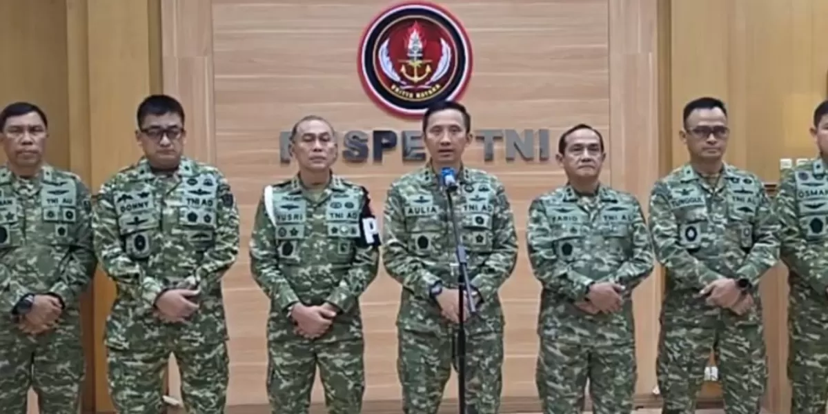 Kepala BAIS TNI mundur Langkah ini merupakan pertanggungjawaban tindakan oknum BAIS yang melakukan penyiraman air keras terhadap aktivis (Promedia Teknologi Indonesia)