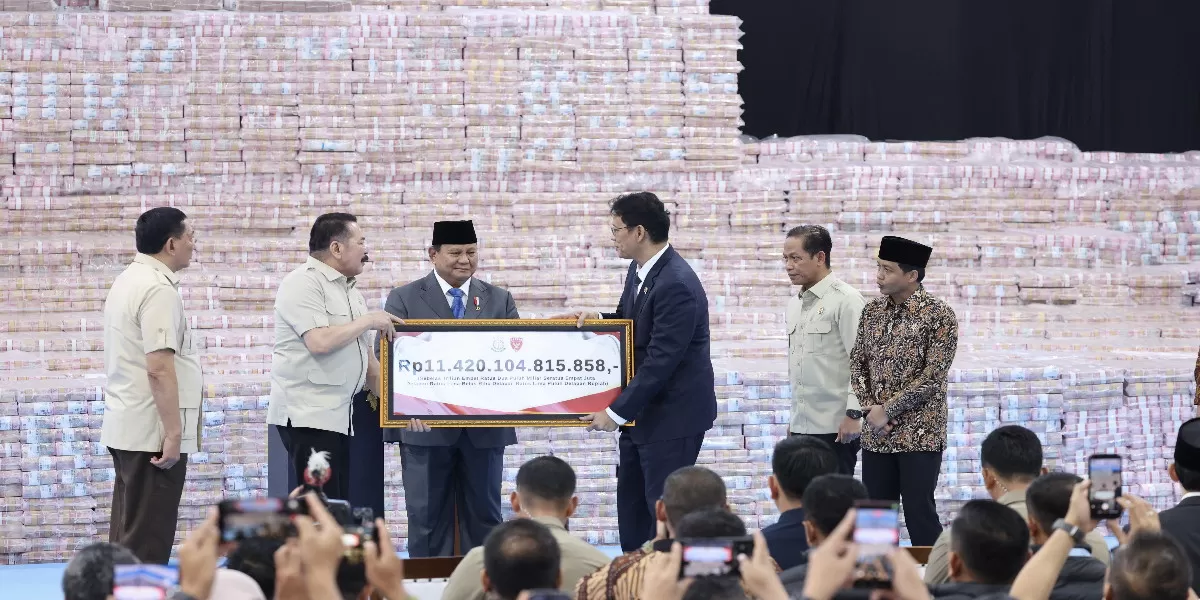 Prabowo mengapresiasi kerja Satgas PKH menyelamatkan aset-aset negara hingga senilai Rp371 triliun selama 1,5 tahun kerja (Promedia Teknologi Indonesia)