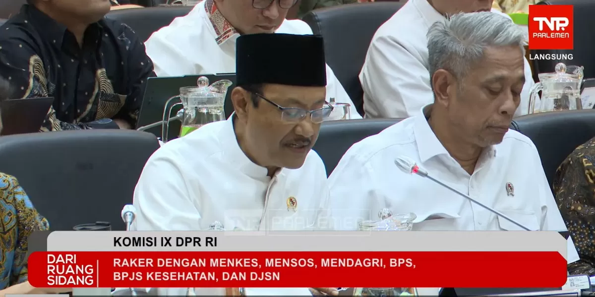 Gus Ipul dalam rapat kerja bersama Komisi IX DPR di Jakarta (Promedia Teknologi Indonesia)