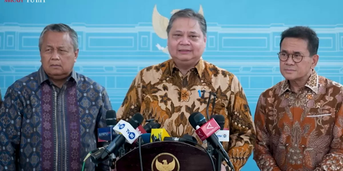 Menteri Koordinator Bidang Perekonomian Airlangga Hartarto memastikan pemerintah akan memberikan penjelasan secara transparan pelaku usaha (Promedia Teknologi Indonesia)