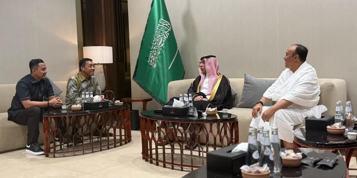 Wakapolri Komjen Dedi Prasetyo memimpin langsung delegasi Indonesia untuk melakukan pertemuan tingkat tinggi dengan jajaran otoritas keamanan dan intelijen negara Arab Saudi di Kota Riyadh (Divisi Humas Polri)