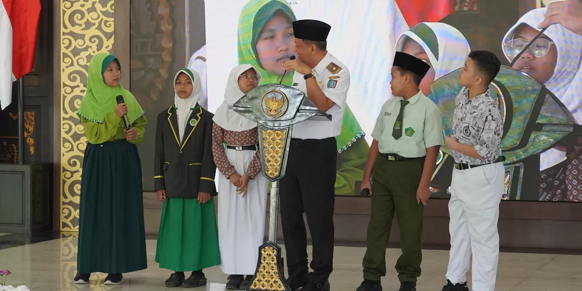 Pemkab Jombang menggelar GEMMA BISA 2026 untuk mengedukasi siswa SD tentang pola makan sehat, bergizi seimbang, dan aman (dok.istimewa)
