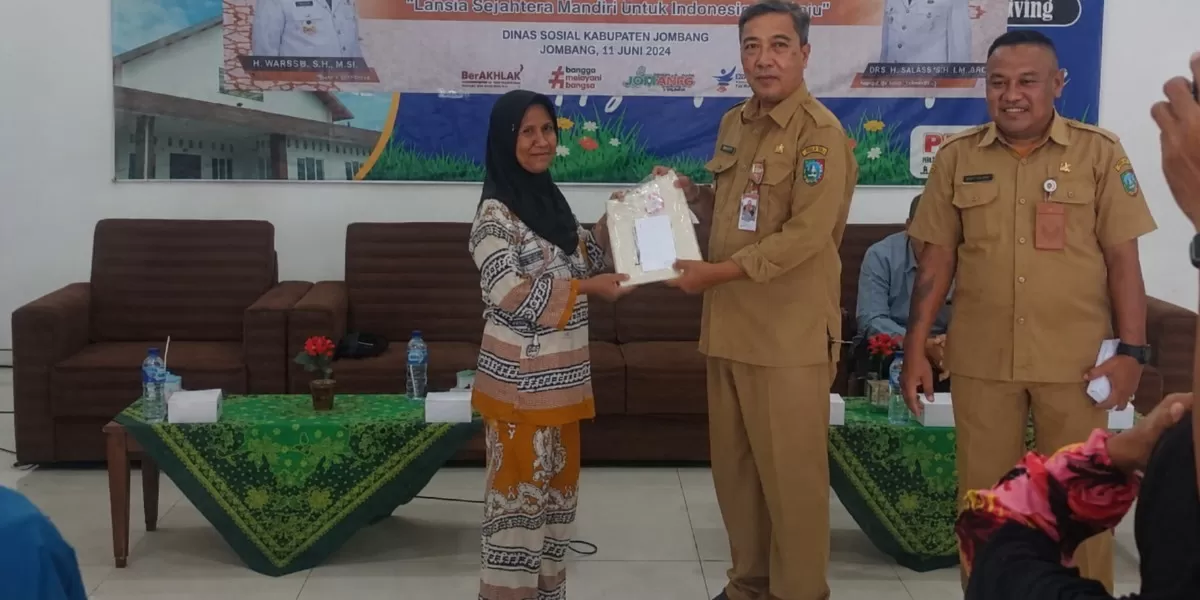 Dinsos Jombang menggelar Bimbingan Lansia 2026 dengan pemeriksaan kesehatan gratis (dok.istimewa)
