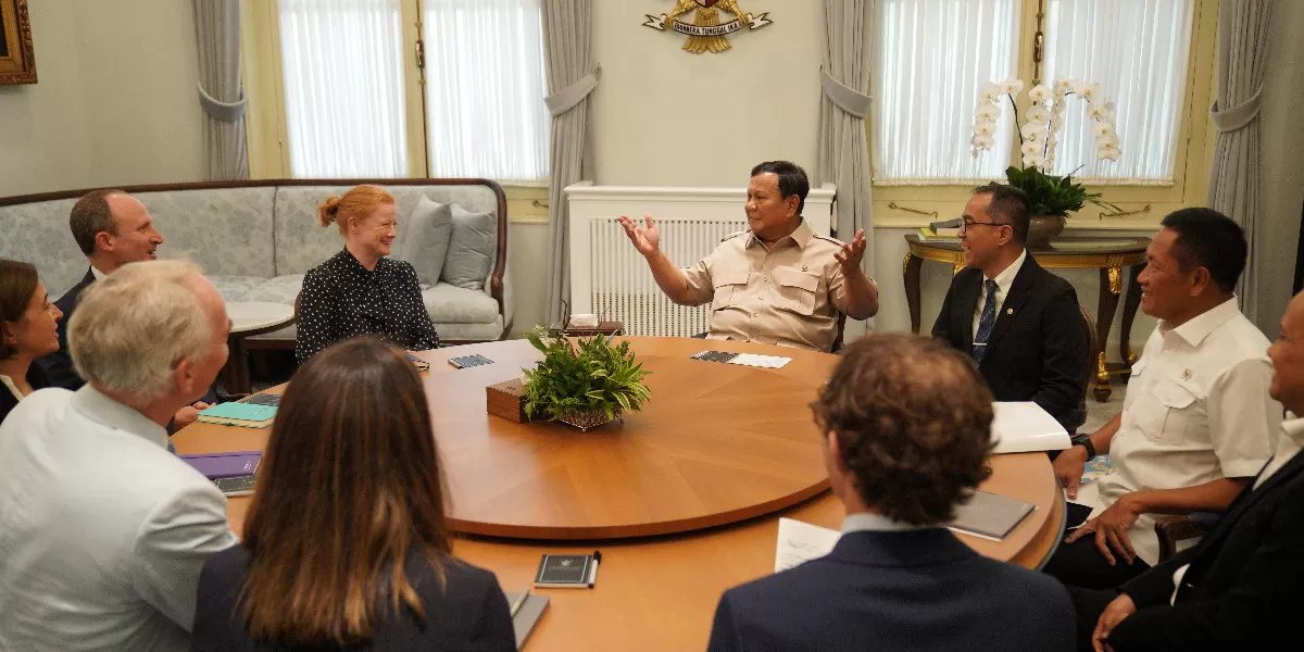 Prabowo gandeng Imperial College untuk memperkuat pendidikan kedokteran dan menduPrabowo dukung pembangunan 10 universitas medis baru (Promedia Teknologi Indonesia)