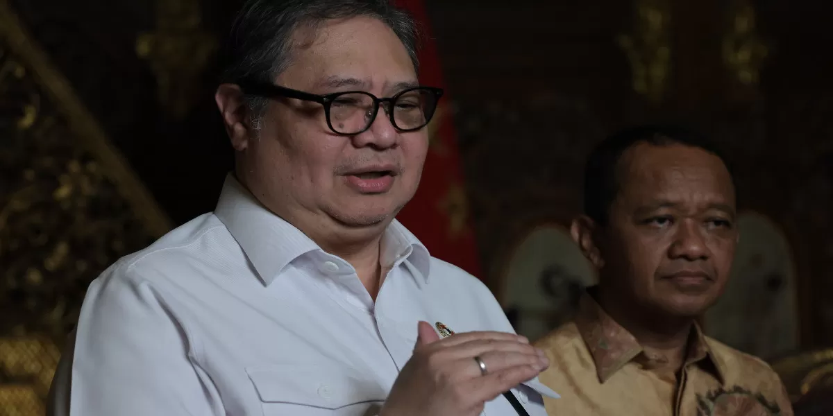 Presiden Prabowo menetapkan harga BBM nelayan kapal 30&ndash;200 GT menjadi Rp15.000 per liter untuk menekan biaya operasional (Promedia Teknologi Indonesia)