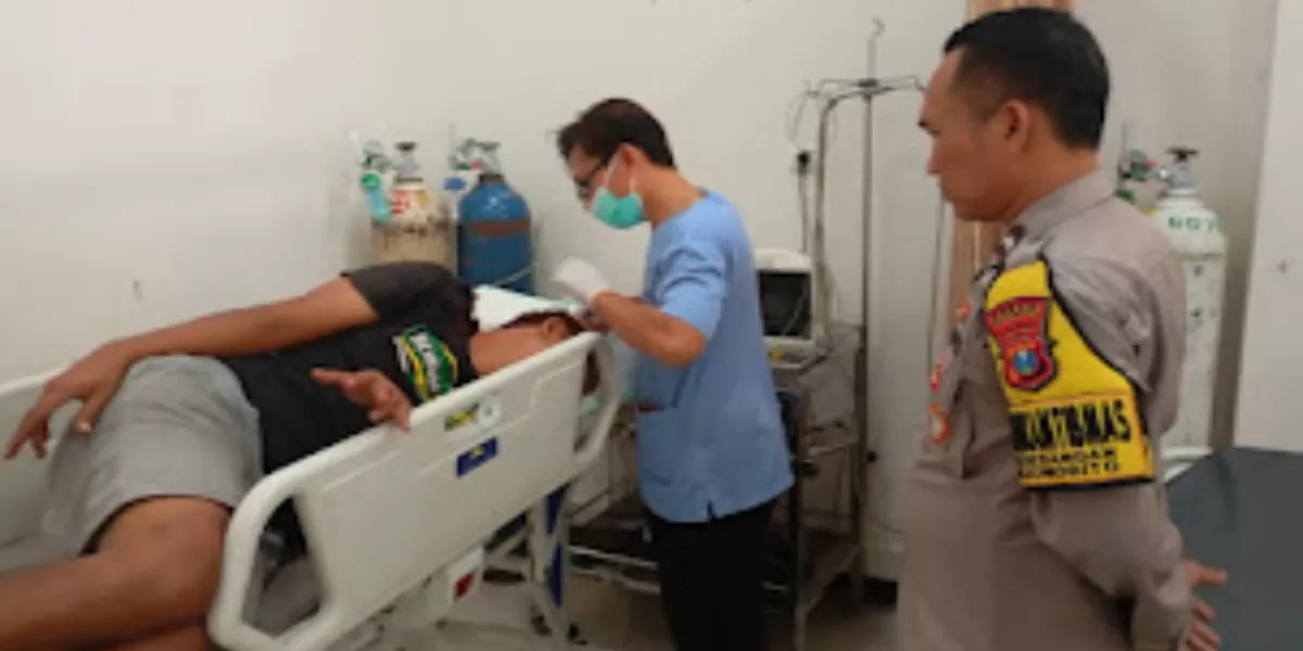 Pengendara Honda Vario diduga menjadi korban tabrak lari di Sumobito, Jombang (dok.istimewa)