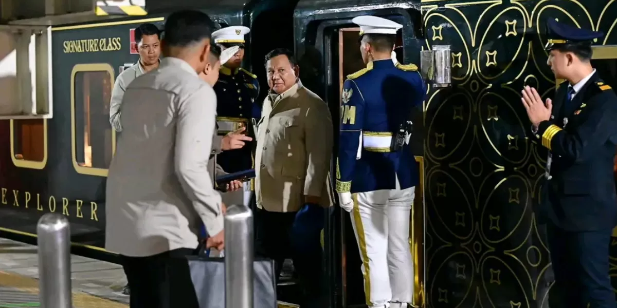 Prabowo menjajal KA Nusantara Explorer dari Batang ke Jakarta (Facebook @setkab_ri)