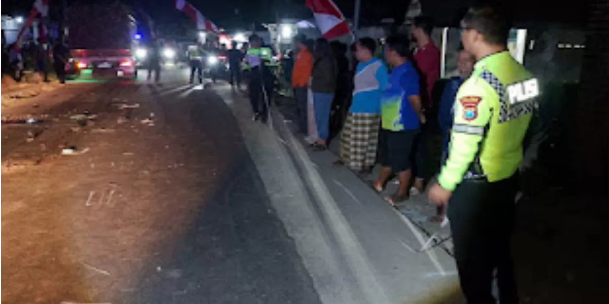 Kecelakaan beruntun tiga kendaraan di Mojoagung Jombang menewaskan seorang pemotor (dok.istimewa)