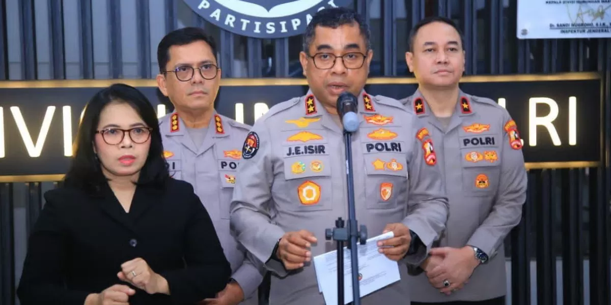 Kadivhumas Polri, Irjen Pol Jhonny Edison Isir (Divisi Humas Polri)