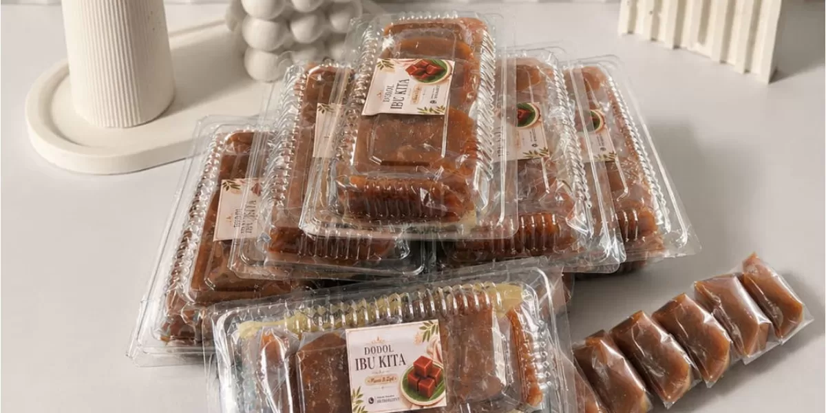 Dodol Ibu Kita khas Tanara, Kabupaten Serang, Banten, mempertahankan resep tradisional dengan perpaduan ketan, santan, dan gula aren (Promedia Group)