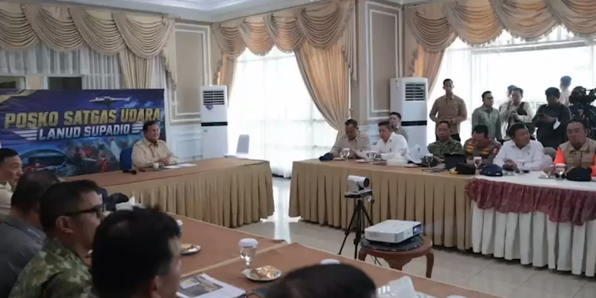 Presiden Prabowo Subianto memimpin penanganan karhutla di Kalimantan dan mengerahkan pejabat utama TNI-Polri untuk mempercepat pengendalian kebakaran (Promedia Group)