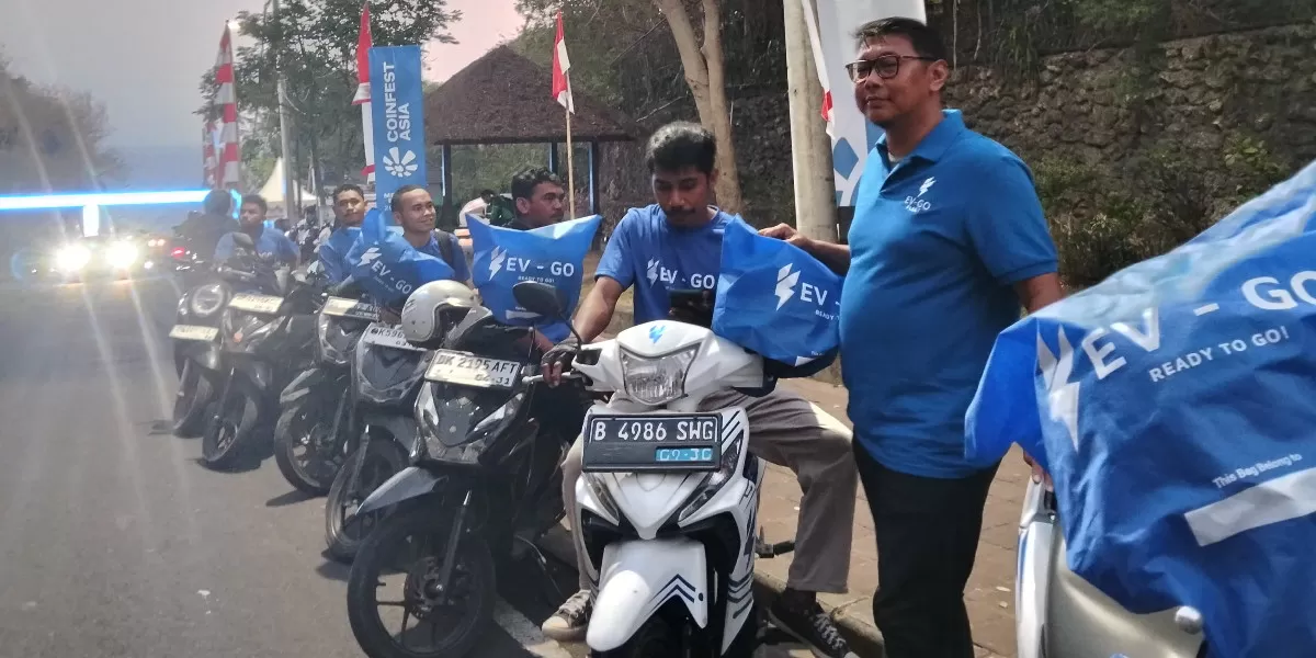 EV GO menguji motor listrik hasil konversi bersama komunitas ojol Bali  (Promedia Group)